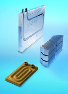 Leistungselektronik effizient kühlen mit Profil- (r.), -Brazed- (u.) und Flüssigkeitskühlkörpern von CTX (Bild: CTX Thermal Solutions GmbH)